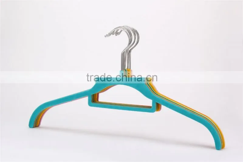 velvet hanger with tie bar logo