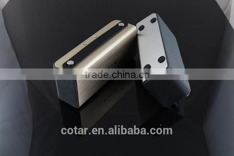 Portable Aluminum Battery Capacity 2200 mah Special Fortified Speaker Bluetooth Speaker With Hand Band