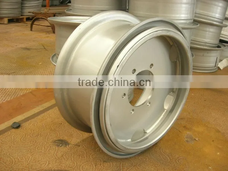 Truck wheel, truck wheels