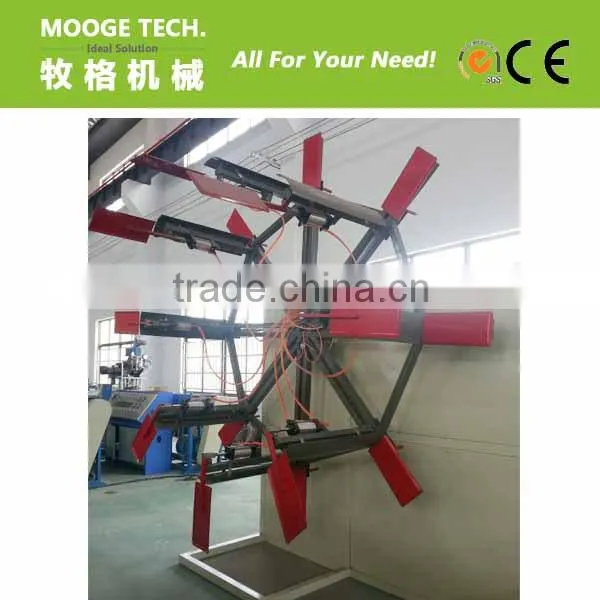 Plastic pipe winding machine