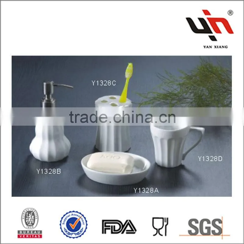 Ceramic Bathroom Set