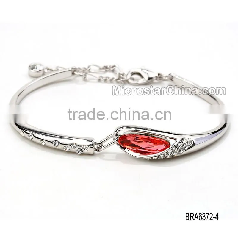 Clover Austrian alloy leather crystal bracelet