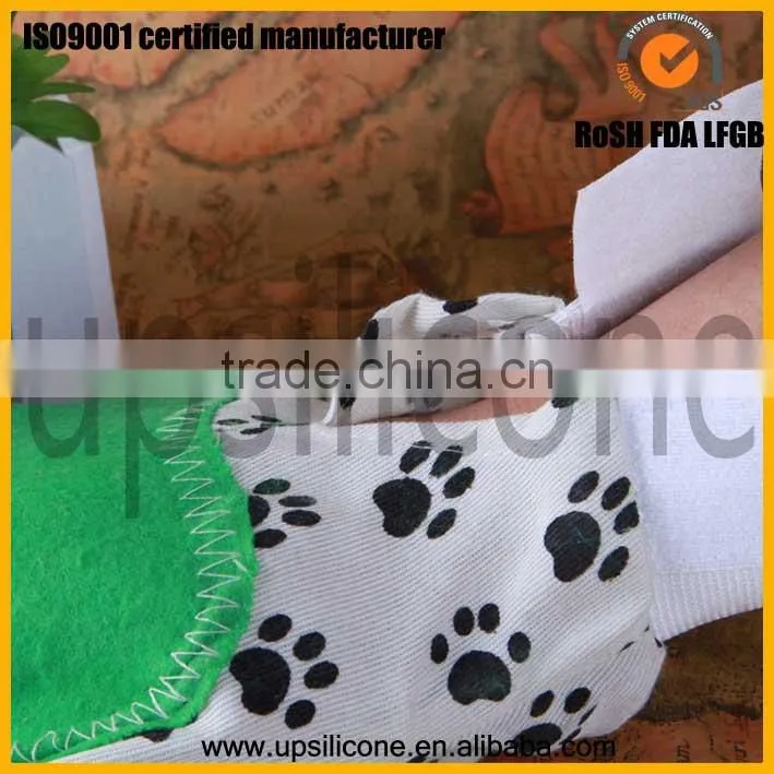 fabric Massaging dog shampoo brush with silicone pin