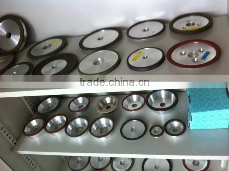 Rubber polishing wheel