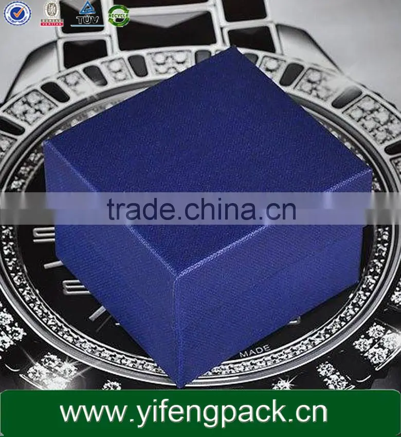 The blue square lattice paper watch box