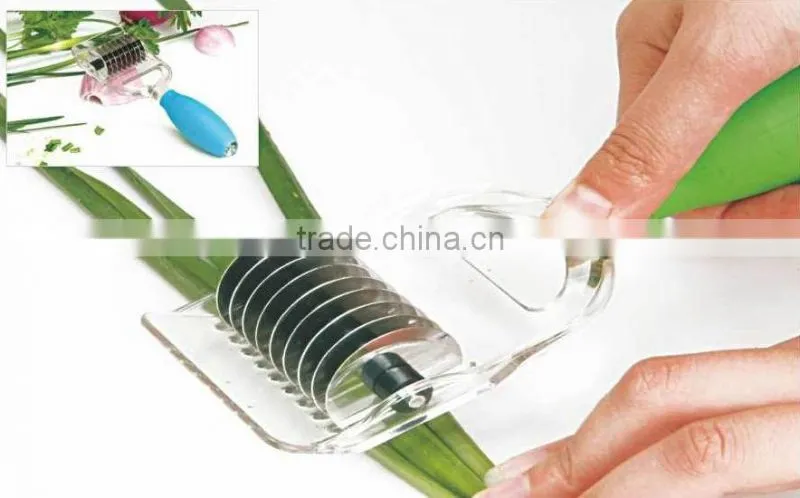 S/S+TPR+PC 20*6.5*3.2 VEGETABLE TOOLS CHOPPING ROLLER