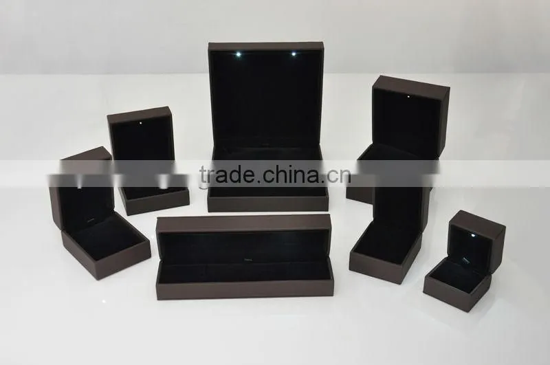 2014 New Design LED Light Ring Box