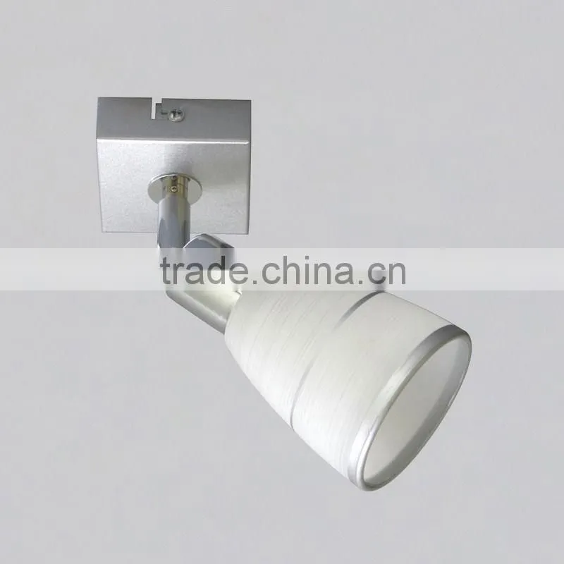 Wall lamp