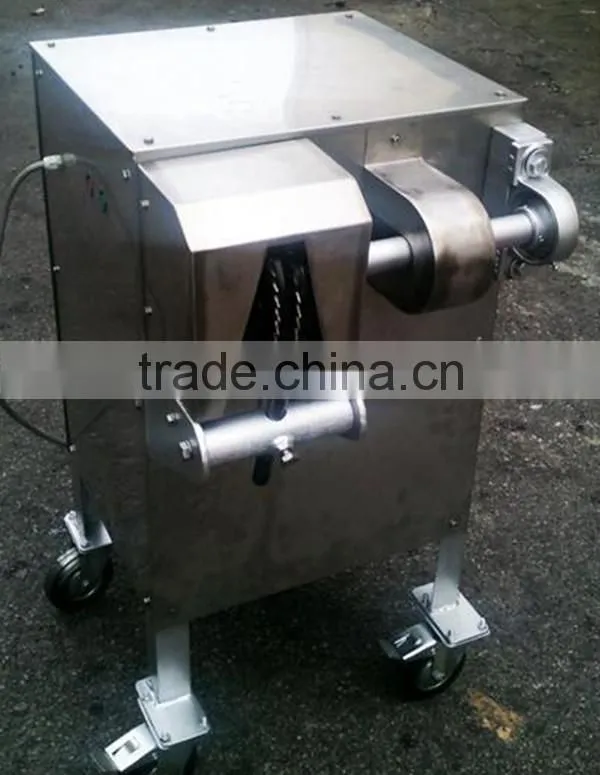 Manual coconut dehusking machine/ coconut grating machine