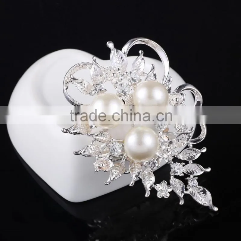 Maple Leaves Rhinestone Flower Brooch Pins With Pearls,Vintage Designs Crystal Rhinestone Brooch For Wedding Decoration