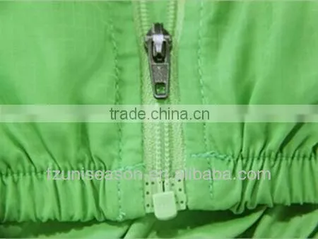 Foldable windbreaker jacket with bag CS211
