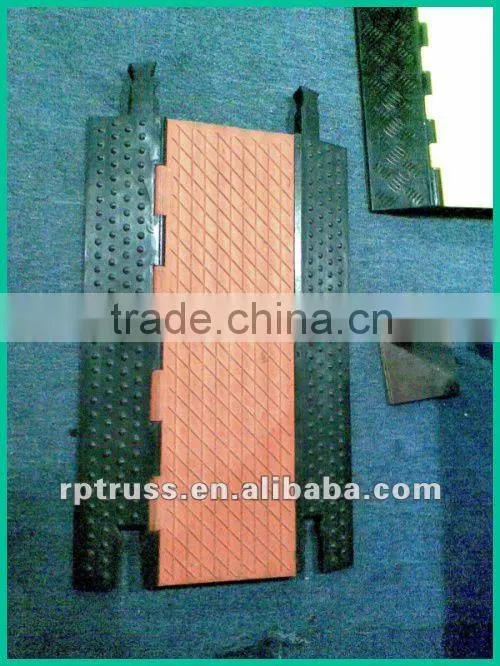 hot sale 5 channel cable protector ramp corner