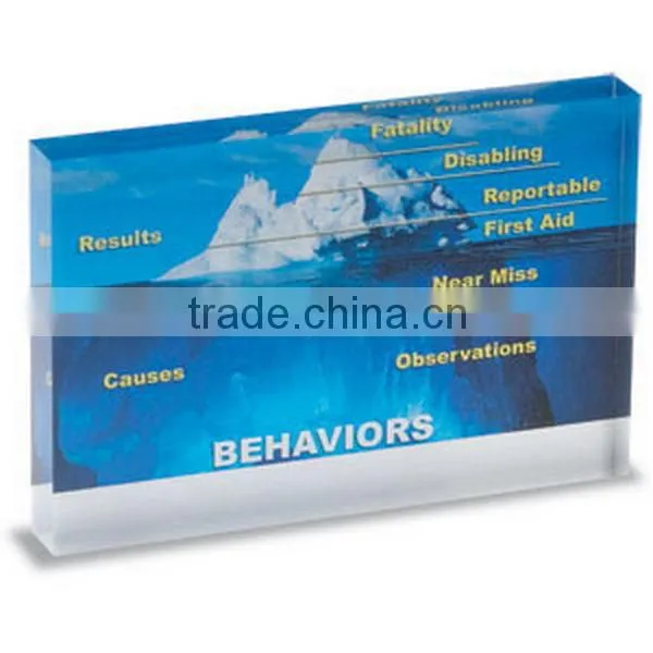 Top quality new coming game acrylic award stands
