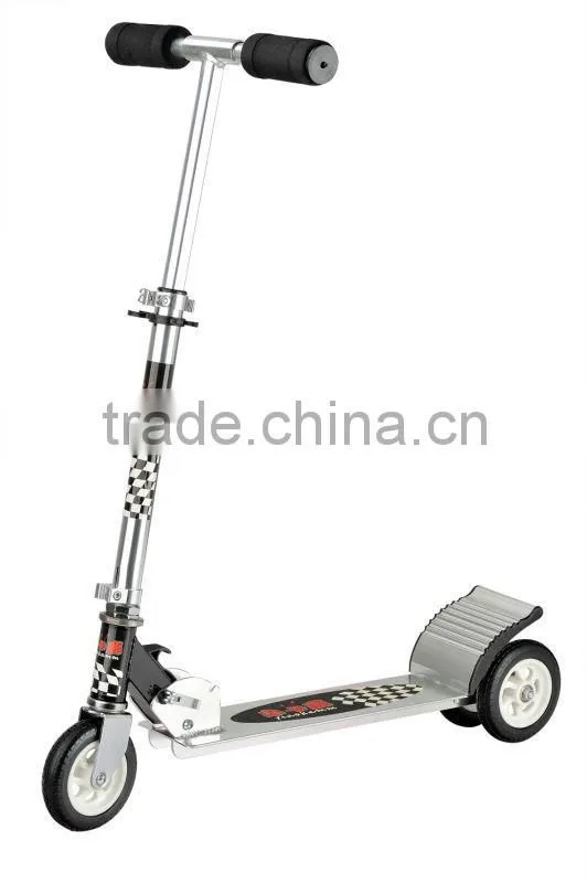 The NEW and hot gift foldable aluminum three wheels kick scooter with brake MB-890