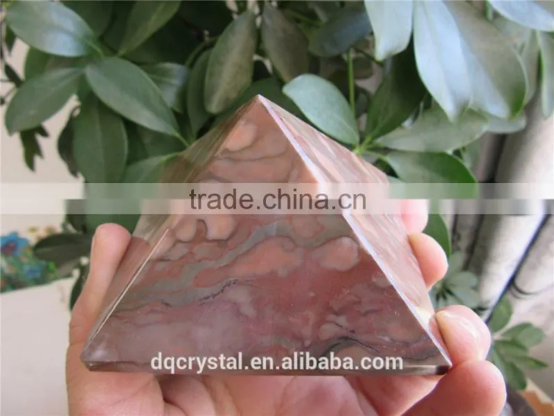2015 new coming Labradorite pyramid factory direct