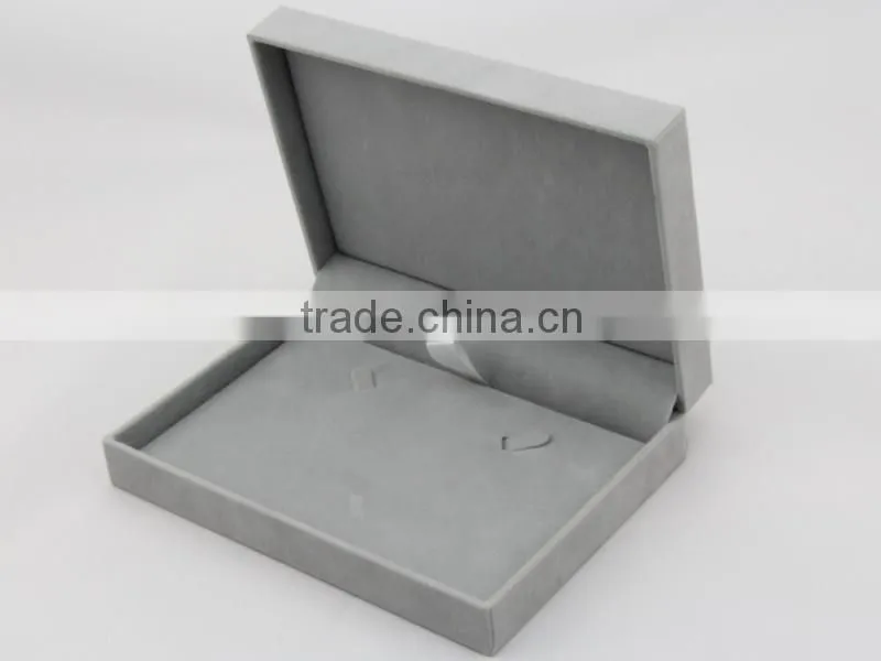 Luxury custom velvet Jewelry Pendant Box