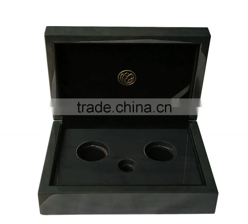 Wood Coin Presentation Cases and Display Boxes