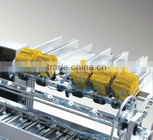 Counting and packing machine for candy/cake