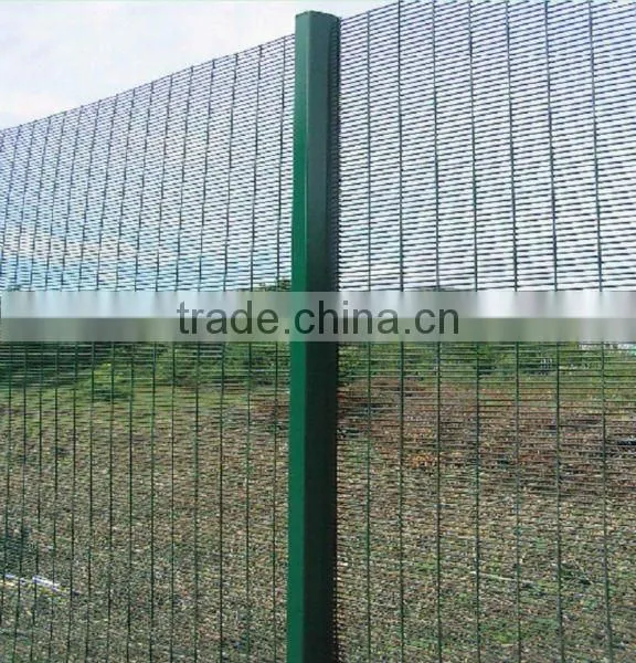 compound fence