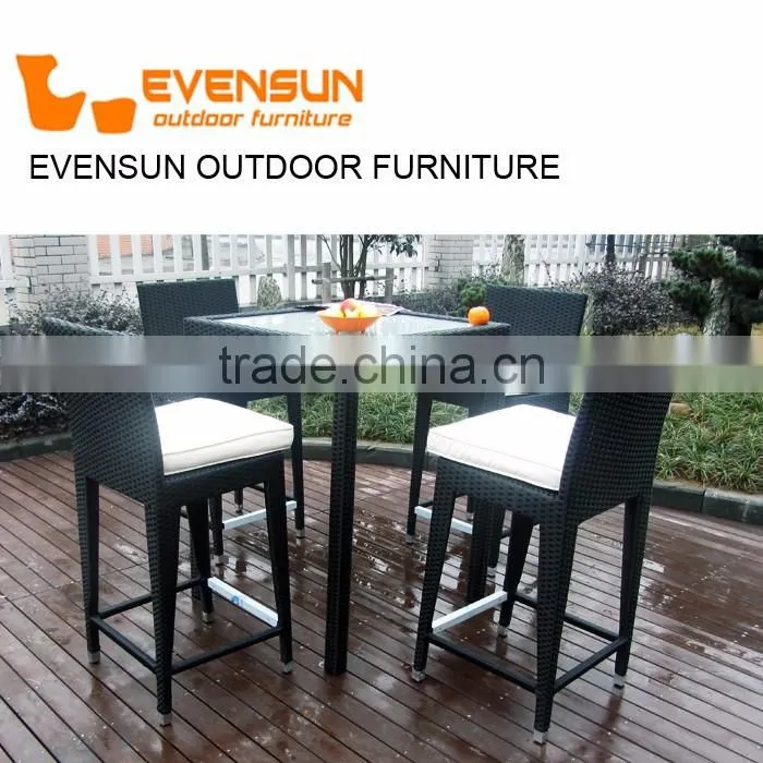 2016 China manufacturer vintage rattan wick high chair bar stool