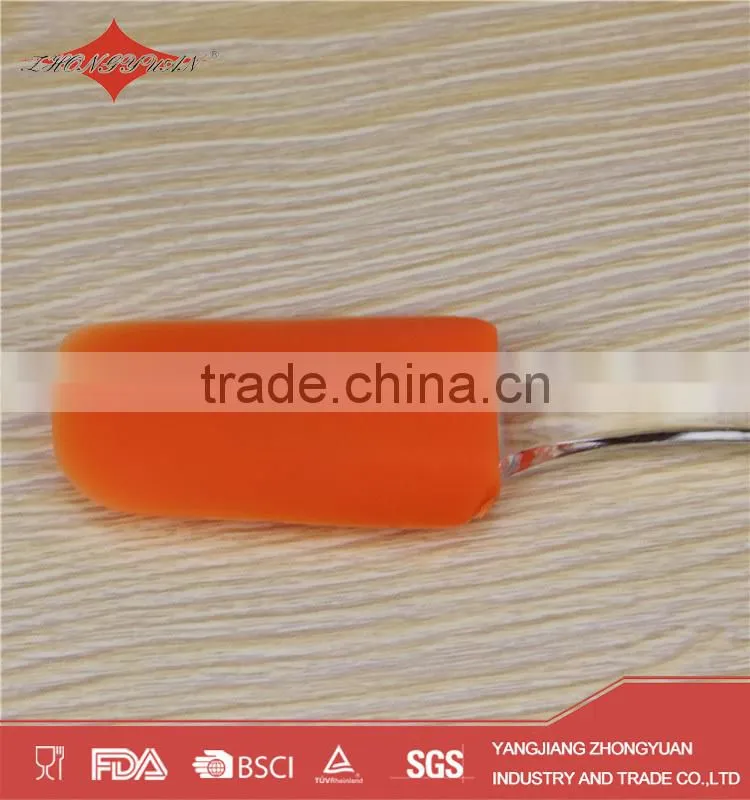 Non-stick silicone spatula with plastic handle