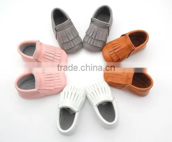 Top selling leather baby shoes soft sole moccasin designer kids shoes