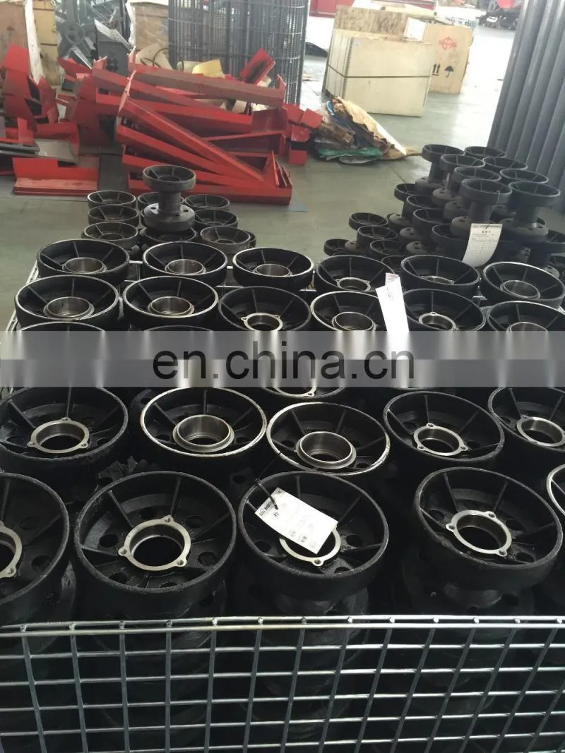 Knife section of cutter blade for harvester