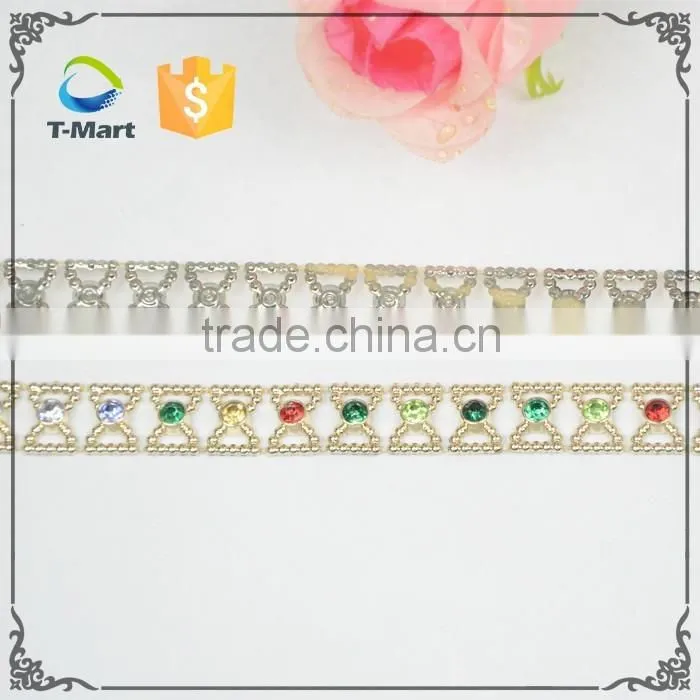 Multi color glue on plastic trimming with wholesale price for lady shoes