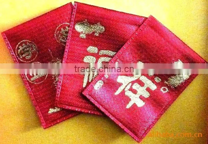 red pocket making machine