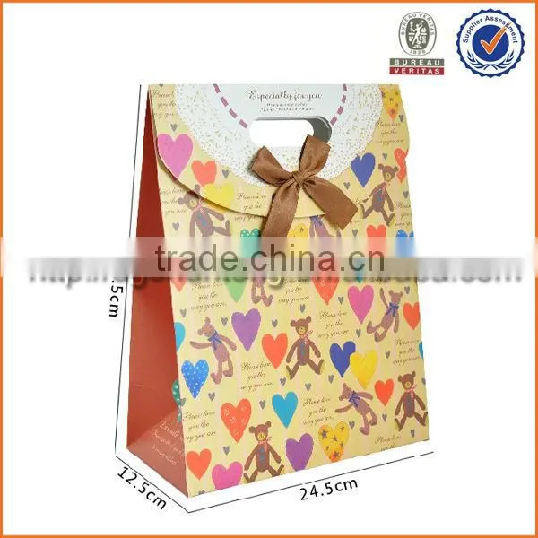 Custom merry christmas gift paper bag without handles