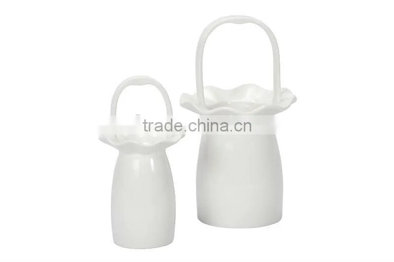 2013 ceramic vase