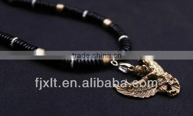 New Arrival Great Golden-winged Peng Bird Black Coconut Slice Tibetan Necklace