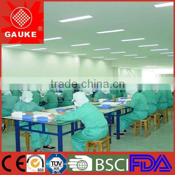 Yellow or orange warning vest meet CE, ENISO20471