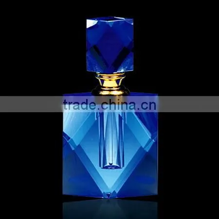 2016 Amazing and popular crystal perfume bottle