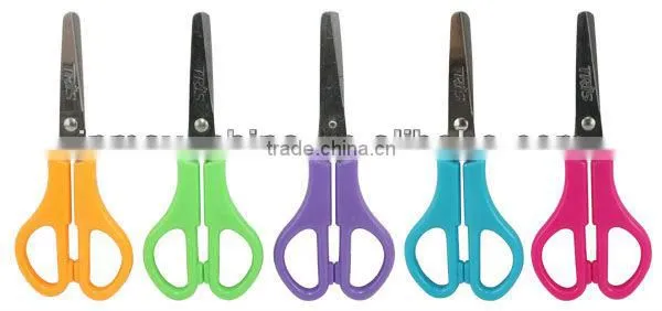 5.25'' Metal scissor with plastic handle