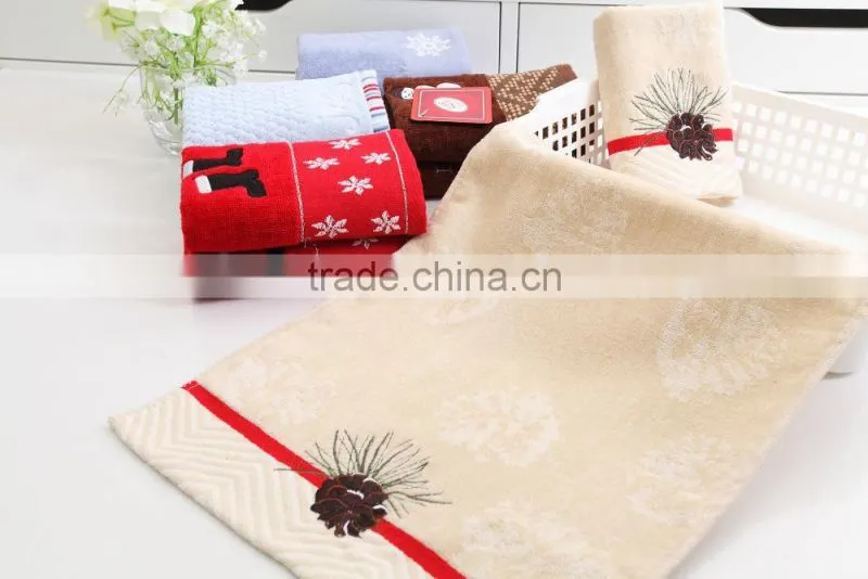 high quality cotton baby face towel with christmas cartoon pattern towels