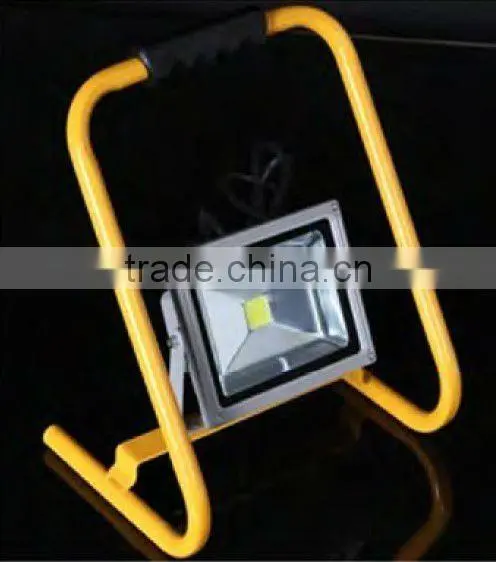 led Floodlight with holder 32W