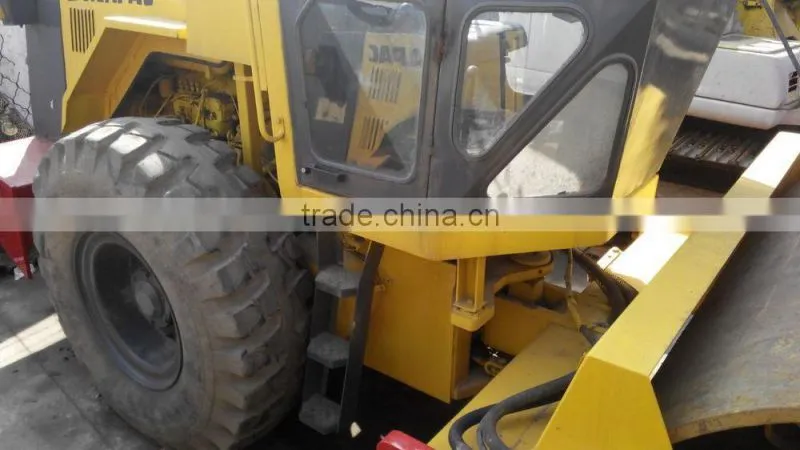 Good working condition used Dynapac vibration road roller CA30D with water coolant engine