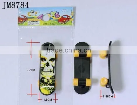 Plastic finger skateboard toys for boys and girls birthday gift OPP bag