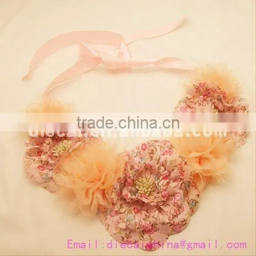 flower necklace