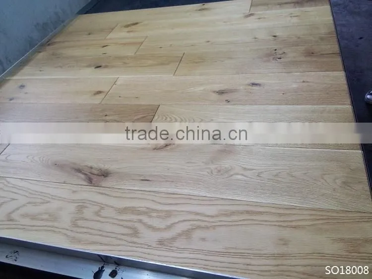 Solid Waterproof Household White Oak Wood Flooring
