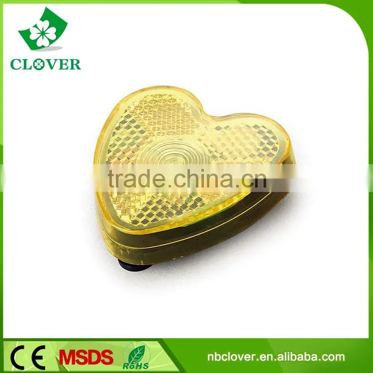 CE and RoHS approved 16g 1 led plastic flashlight keychain