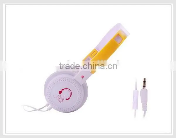 Top quality high-end noise cancelling wired headphones