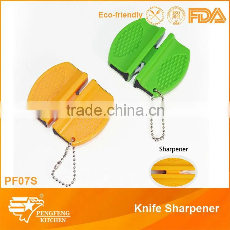 Kitchen knife sharpener suitable for ceramic and steel knife