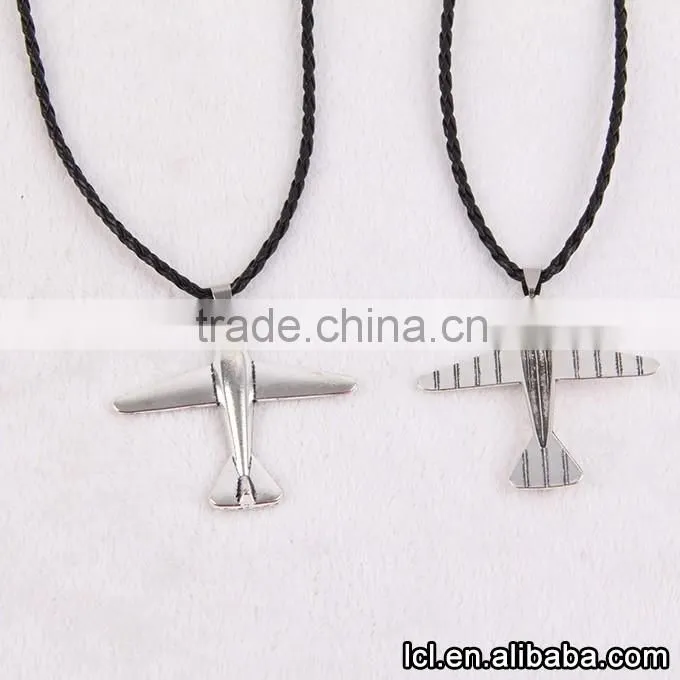 Low price airplane necklace , hot sale airplane pendant short chain necklace
