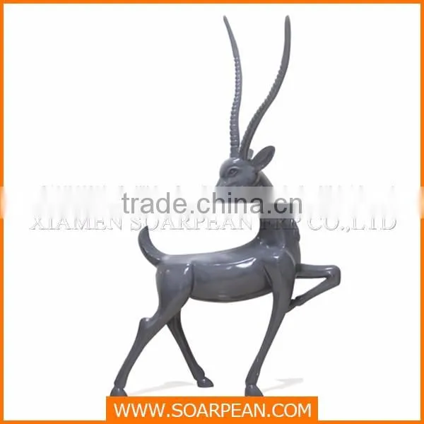 Home Decoration Resin Elegent Christmas Deer Figurines