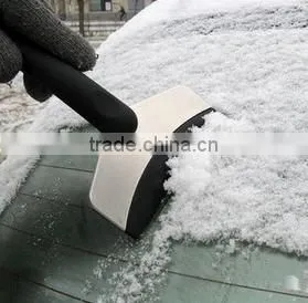 New design small snow shovel for car