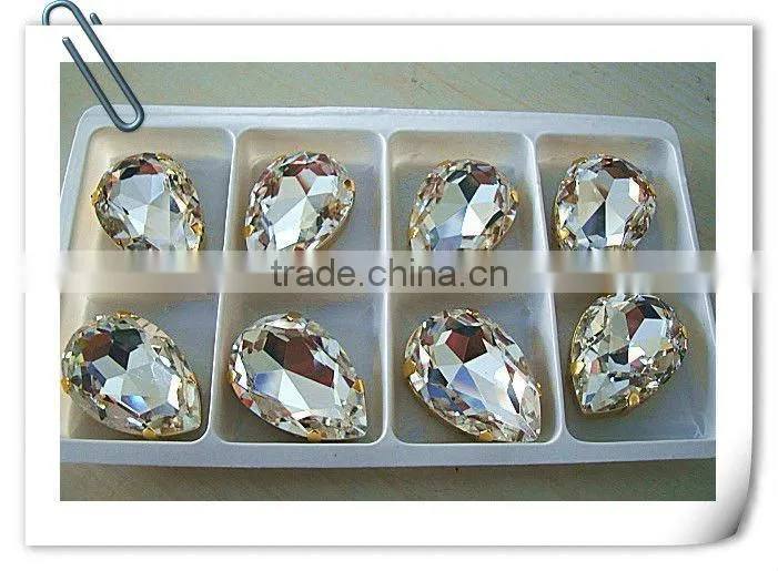 crystal auqare button