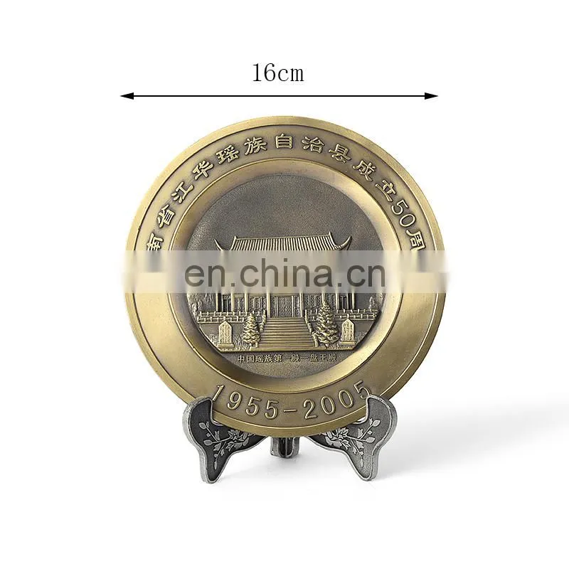 Custom embossed round metal commemorative plates for sale