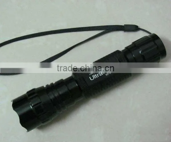 WF501B XM-LT6 5Mode 600Lumen White Light LED Torch Flashlight